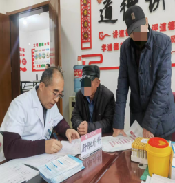 農(nóng)工黨唐山市開灤集團(tuán)支委會(huì)開展“同心助醫(yī)”義診活動(dòng)